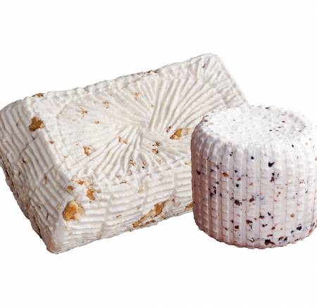 Formaggi aromatizzati con latte ovino e vaccino