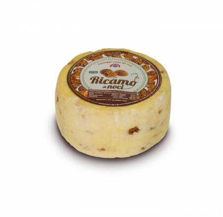 Ricamo alle noci - Formaggio speziato